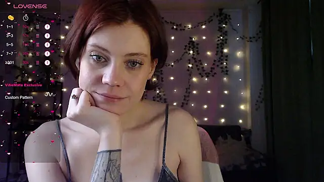 Snapshot of Your_Corvus chatting on 12-06-24, 09:32 Your Corvus online show from 12-06-24, 09:32