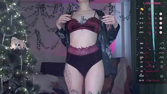 Snapshot of Your_Corvus chatting on 12-19-24, 06:34 Your Corvus online show from 12-19-24, 06:34