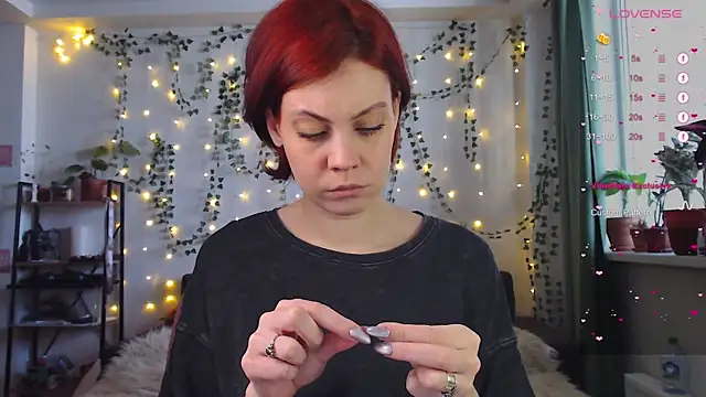 Snapshot of Your_Corvus chatting on 02-11-25, 07:02 Your Corvus online show from 02-11-25, 07:02