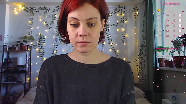 Snapshot of Your_Corvus chatting on 02-11-25, 10:04 Your Corvus online show from 02-11-25, 10:04