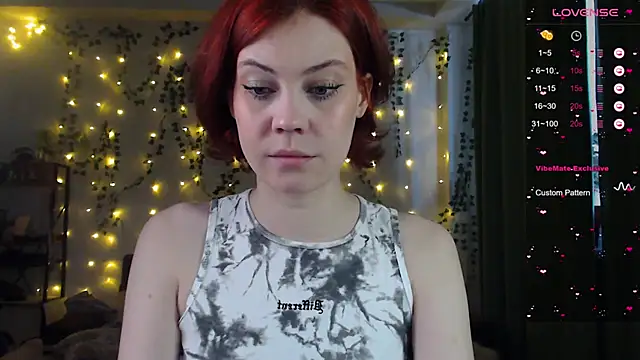 Snapshot of Your_Corvus chatting on 03-11-25, 08:09 Your Corvus online show from 03-11-25, 08:09