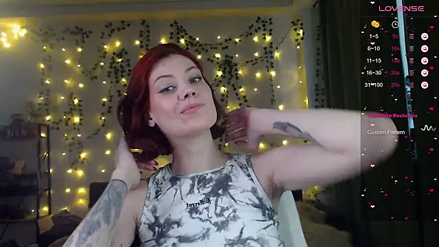 Snapshot of Your_Corvus chatting on 03-11-25, 11:12 Your Corvus online show from 03-11-25, 11:12
