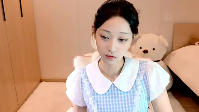 Xueb J online show from 12-12-24, 09:40