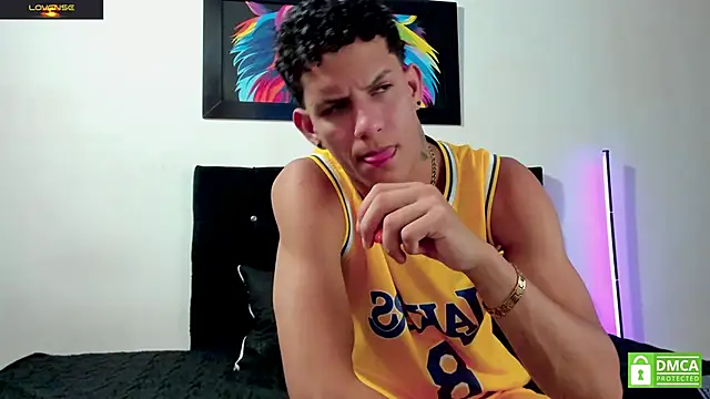 Noha white online show from 04-09-26, 07:41