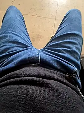 morenomedna2 online show from 09-25-25, 10:52