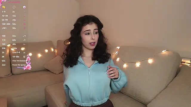 Snapshot of cosmosbaby chatting on 01-08-26, 07:05 cosmosbaby online show from 01-08-26, 07:05