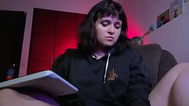 NEXT DOOR GIRL  online show from 05-27-26, 02:30