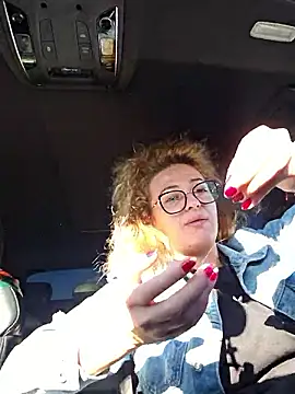 Selenna emma online show from 10-29-25, 11:12