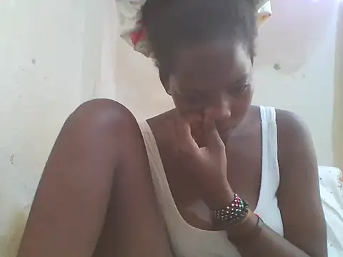 Snapshot of PRETTY-LIA chatting on 04-21-26, 08:09 PRETTY-LIA online show from 04-21-26, 08:09
