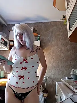 Snapshot of Tina_Alev chatting on 09-15-25, 06:13 Tina Alev online show from 09-15-25, 06:13