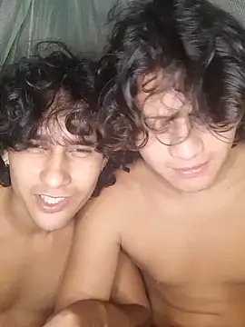 pedrodavid  online show from 02-12-26, 12:16