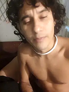 Snapshot of pedrodavid_ chatting on 04-21-26, 02:51 pedrodavid online show from 04-21-26, 02:51