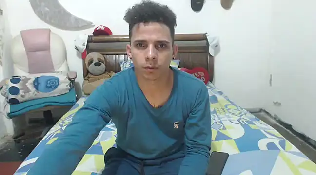 Snapshot of hot_toy_boy_ chatting on 02-22-25, 07:12 hot toy boy online show from 02-22-25, 07:12