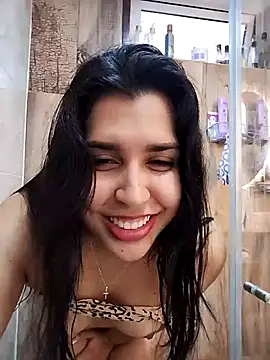 NiaSoler online show from 03-04-25, 03:48