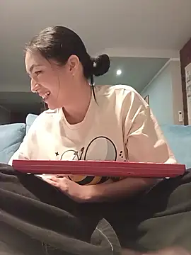 ThailyCherry online show from 02-24-26, 07:12