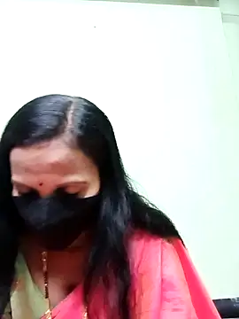 Snapshot of Rama-Telugu chatting on 11-17-25, 07:19 Rama-Telugu online show from 11-17-25, 07:19