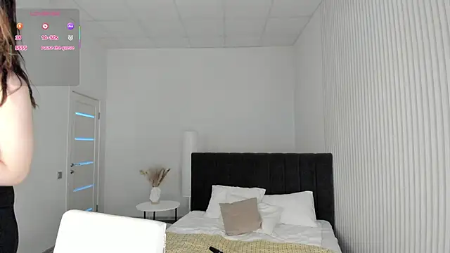Vanessa Walters online show from 05-11-26, 03:12