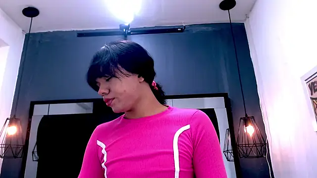 AndreaGil  online show from 12-20-25, 02:13