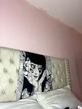 Snapshot of SweetJennaa chatting on 11-12-25, 12:11 SweetJennaa online show from 11-12-25, 12:11