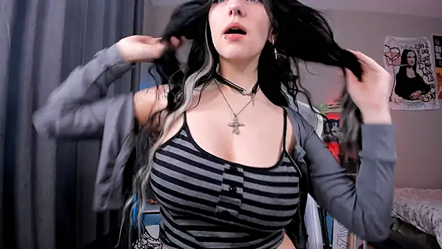 Viv Player online show from 03-19-25, 04:25