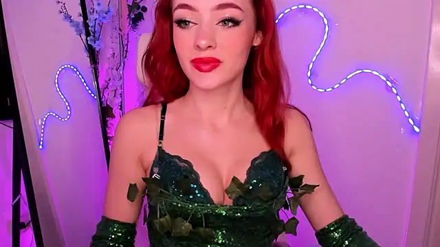 Snapshot of MiaRouge chatting on 01-22-25, 07:03 MiaRouge online show from 01-22-25, 07:03