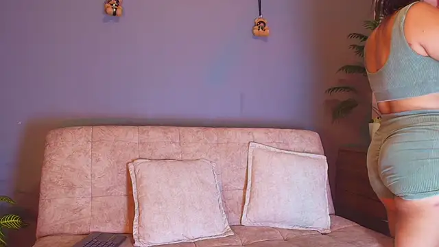 jade brunnette online show from 04-13-26, 08:14