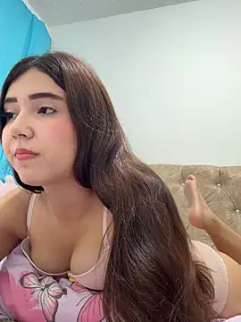 mia cooper 24 online show from 05-30-26, 06:32