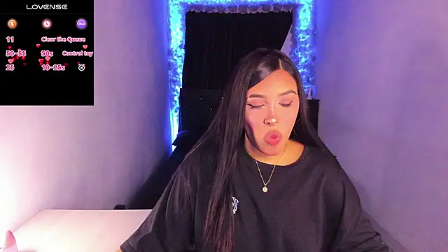 Mariana Hasper  online show from 02-06-25, 09:06