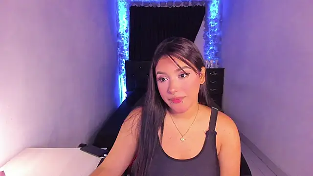 Mariana Hasper  online show from 02-17-25, 09:08