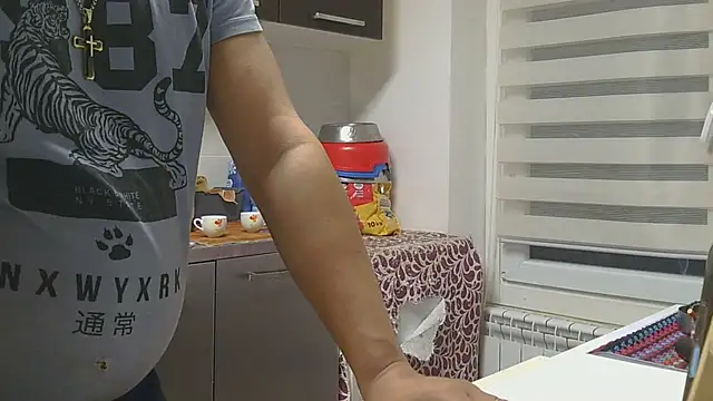 Snapshot of couplemilf2 chatting on 11-24-25, 07:57 couplemilf2 online show from 11-24-25, 07:57