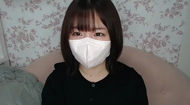 Snapshot of mei_hosina chatting on 01-17-25, 12:42 mei hosina online show from 01-17-25, 12:42