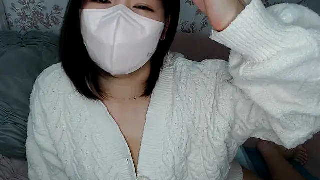 Snapshot of mei_hosina chatting on 02-10-25, 03:42 mei hosina online show from 02-10-25, 03:42