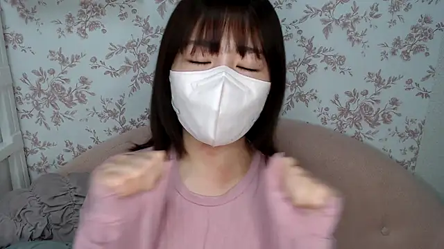 Snapshot of mei_hosina chatting on 03-05-25, 03:51 mei hosina online show from 03-05-25, 03:51