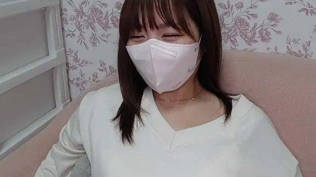 Snapshot of mei_hosina chatting on 09-12-25, 02:33 mei hosina online show from 09-12-25, 02:33