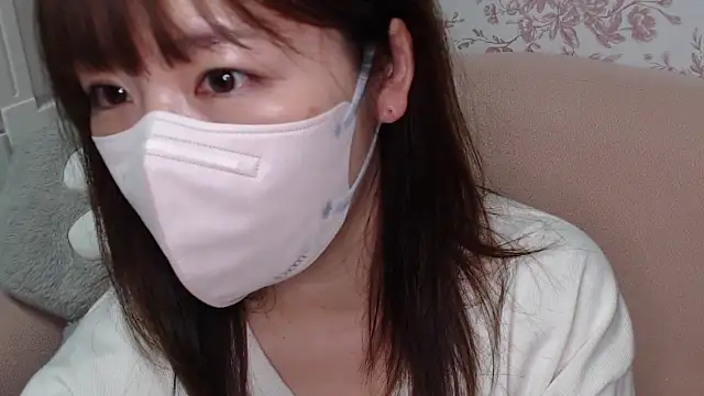 Snapshot of mei_hosina chatting on 10-12-25, 03:44 mei hosina online show from 10-12-25, 03:44