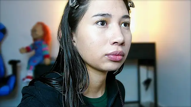 Snapshot of AlessiaVix chatting on 02-03-25, 03:17 AlessiaVix online show from 02-03-25, 03:17