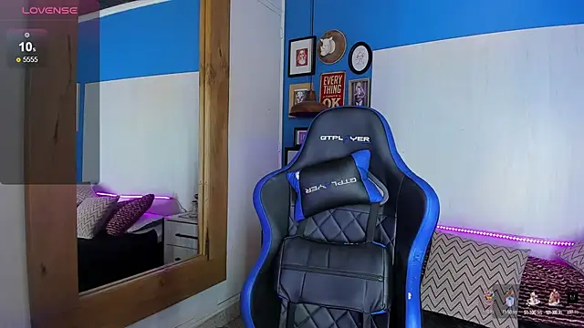 VladHellsing4 online show from 03-08-25, 01:47