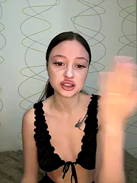 Kimsweet7 online show from 10-26-25, 10:54