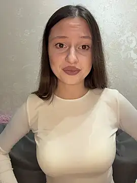 Snapshot of Kimsweet7 chatting on 12-18-25, 06:47 Kimsweet7 online show from 12-18-25, 06:47