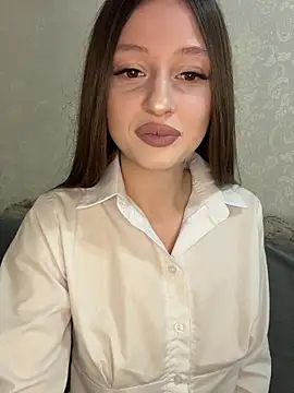 Snapshot of Kimsweet7 chatting on 12-22-25, 06:27 Kimsweet7 online show from 12-22-25, 06:27