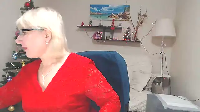 Snapshot of FleurMays chatting on 01-03-25, 08:10 FleurMays online show from 01-03-25, 08:10