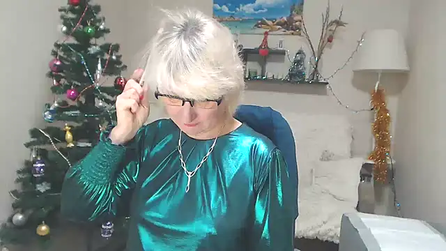 Snapshot of FleurMays chatting on 01-08-25, 09:10 FleurMays online show from 01-08-25, 09:10