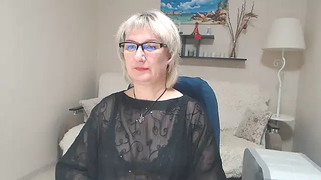 Snapshot of FleurMays chatting on 01-31-25, 11:13 FleurMays online show from 01-31-25, 11:13