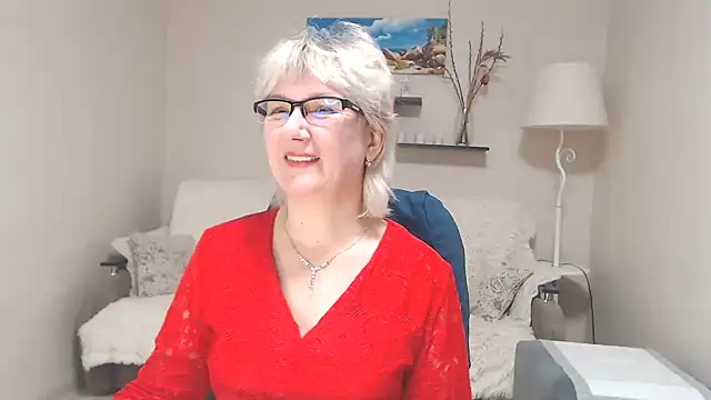 Snapshot of FleurMays chatting on 02-18-25, 04:26 FleurMays online show from 02-18-25, 04:26