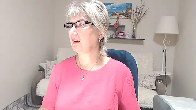 FleurMays online show from 11-04-25, 03:38