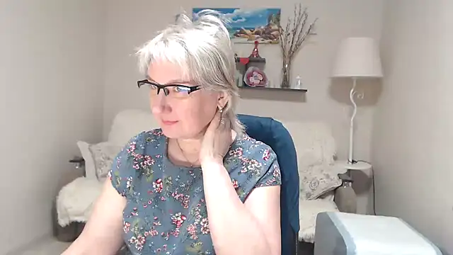 FleurMays online show from 03-10-26, 05:34