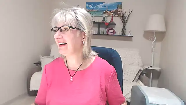 FleurMays online show from 07-10-26, 06:39