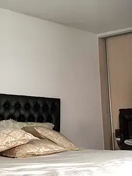 Snapshot of Goddess_Squirt_ chatting on 05-11-26, 02:17 Goddess Squirt online show from 05-11-26, 02:17