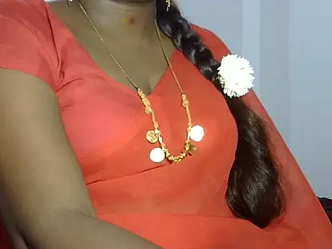 Snapshot of Hot_akshara chatting on 09-25-25, 04:43 Hot akshara online show from 09-25-25, 04:43