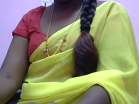 Hot akshara online show from 11-06-25, 06:42